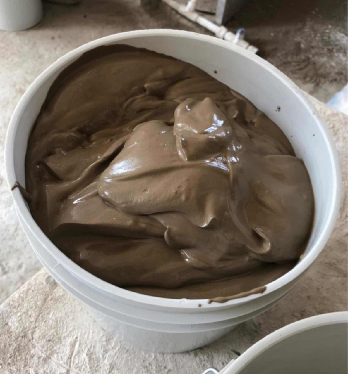 KIT - 10 Ladrillos Refractarios 23x11x3cm + 1 L Mortero Refractario