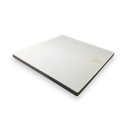 1 Placa Refractaria 10 x 10.5 x 5/8" - Base lisa de cordierita para hornos